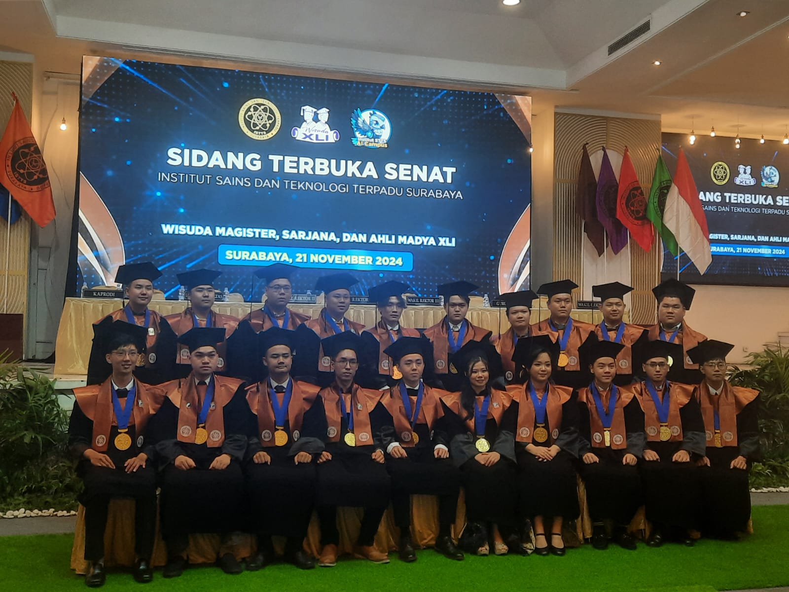 Wisuda XLI ISTTS : Mencetak Pemimpin Masa Depan